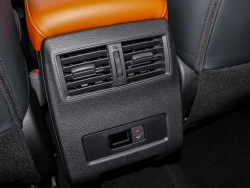 MITSUBISHI OUTLANDER 25