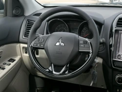 MITSUBISHI ASX 10