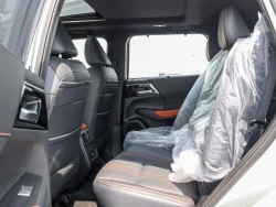 MITSUBISHI OUTLANDER 13
