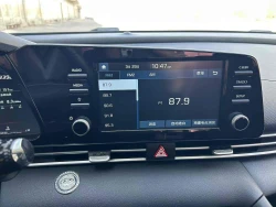 Hyundai Elantra 7