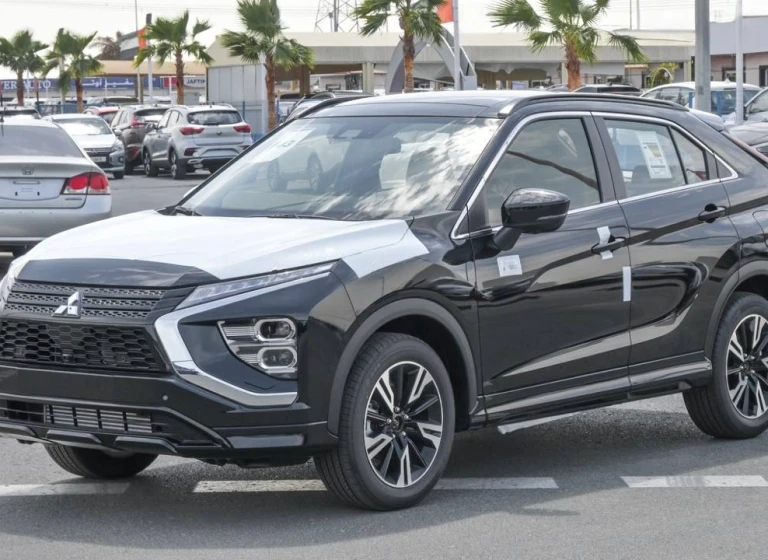 MITSUBUSHI ECLIPSE CROSS