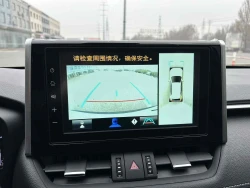 Toyota RAV4 6