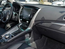 MITSUBISHI MONTERO SPORT 19