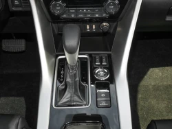 MITSUBUSHI ECLIPSE CROSS 13