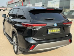 Toyota Highlander 7