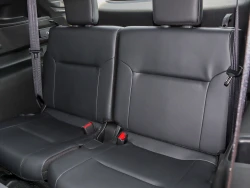 MITSUBISHI OUTLANDER 23