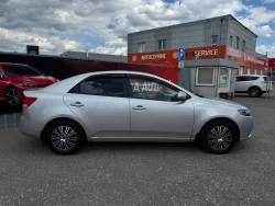 Kia Cerato 4