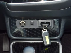 MITSUBISHI OUTLANDER 16