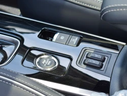 MITSUBISHI OUTLANDER 14