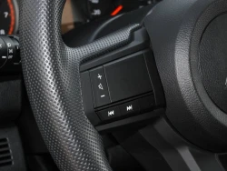 MITSUBISHI L200 12
