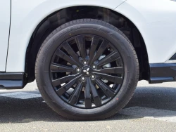 MITSUBISHI OUTLANDER 6