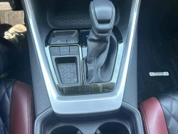 Toyota RAV4 6