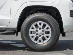 MITSUBISHI L200 9