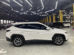 Hyundai Tucson 5