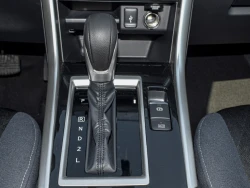 MITSUBISHI XPANDER 24