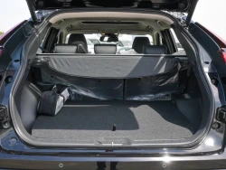 MITSUBUSHI ECLIPSE CROSS 9