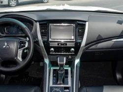 MITSUBISHI MONTERO SPORT 17